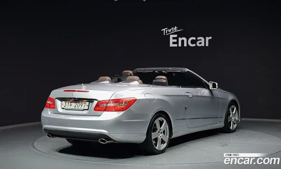 Mercedes-Benz E-Class 2011 3.5 Автомат в Москве № 211732, фото 10