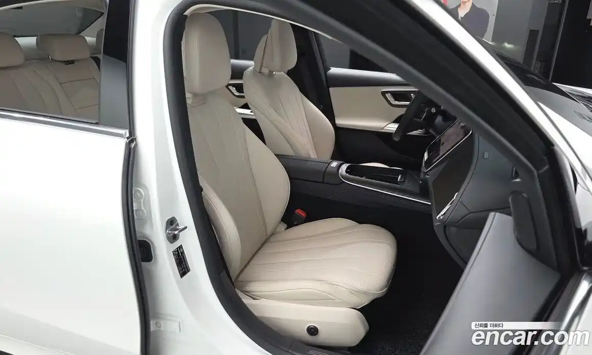 Mercedes-Benz E-Class 2025 2.0 Автомат в Москве № 211895, фото 19