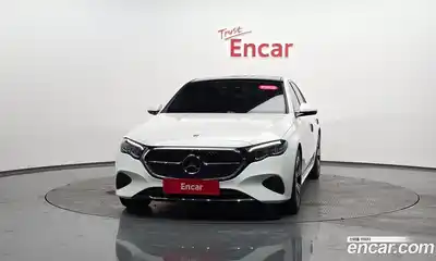 Mercedes-Benz E-Class 2025 2.0 Автомат в Москве № 211895, миниатюра 4