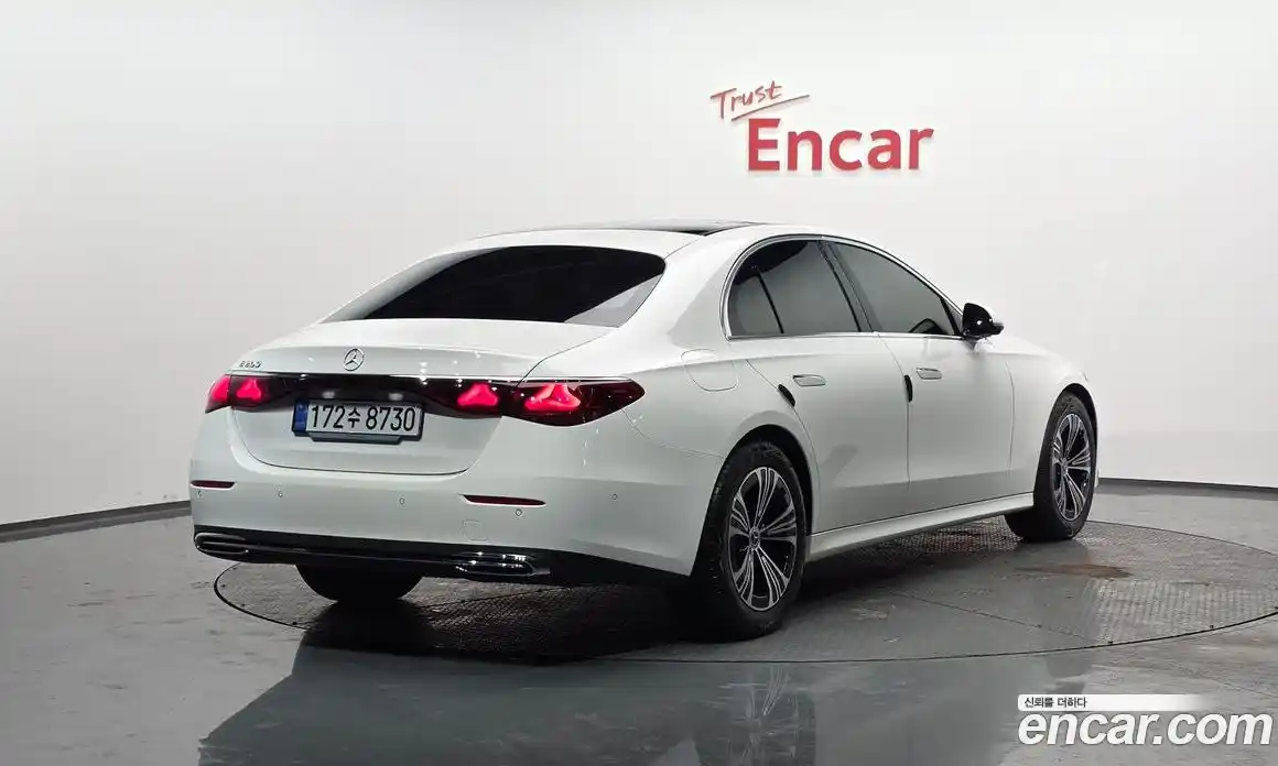 Mercedes-Benz E-Class 2025 2.0 Автомат в Москве № 211895, фото 6