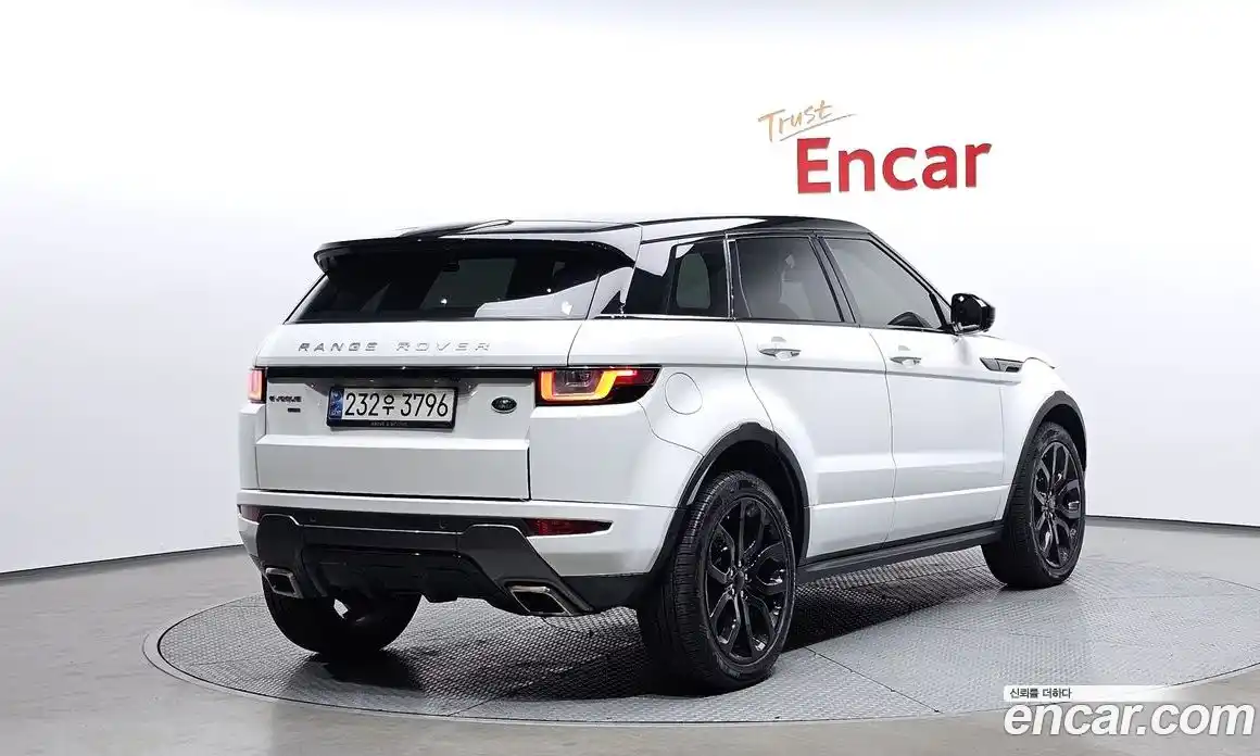 Land Rover Range-Rover Evoque 2018 2.0 Автомат в Москве № 213595, фото 18