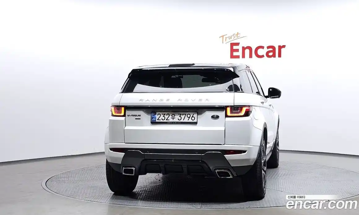 Land Rover Range-Rover Evoque 2018 2.0 Автомат в Москве № 213595, фото 8