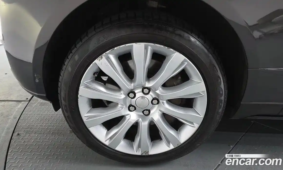 Land Rover Range-Rover 2014 4.4 Автомат в Москве № 213708, фото 20