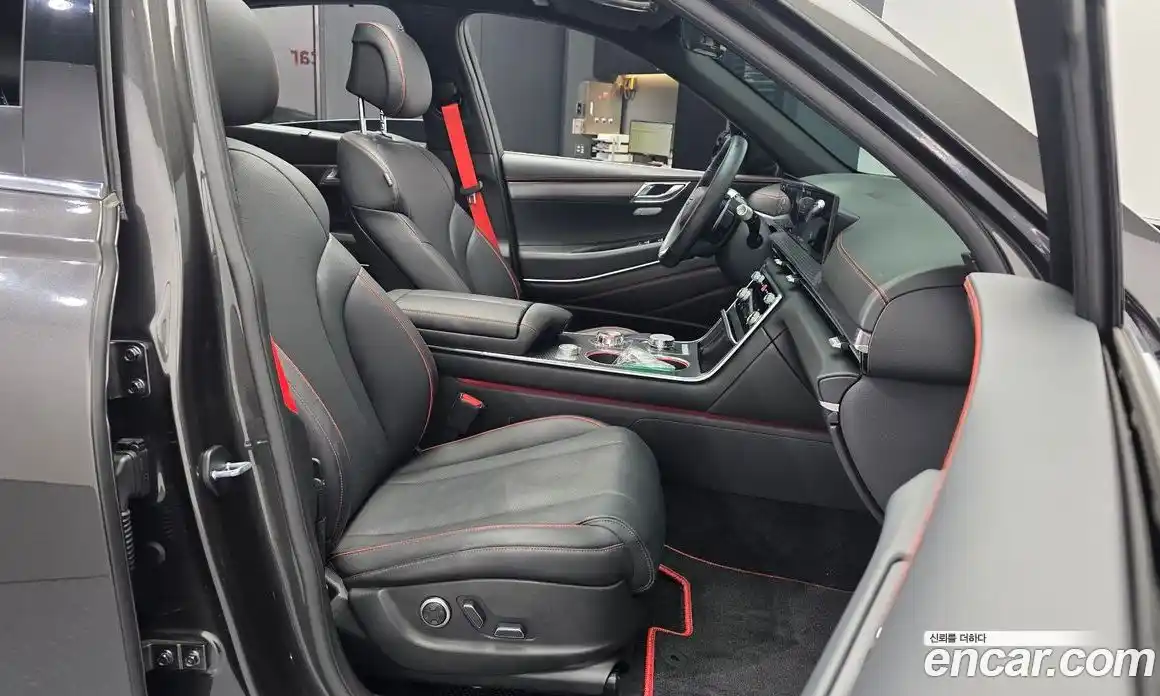 Genesis GV80 2024 2.5 Автомат в Москве № 21462, фото 18