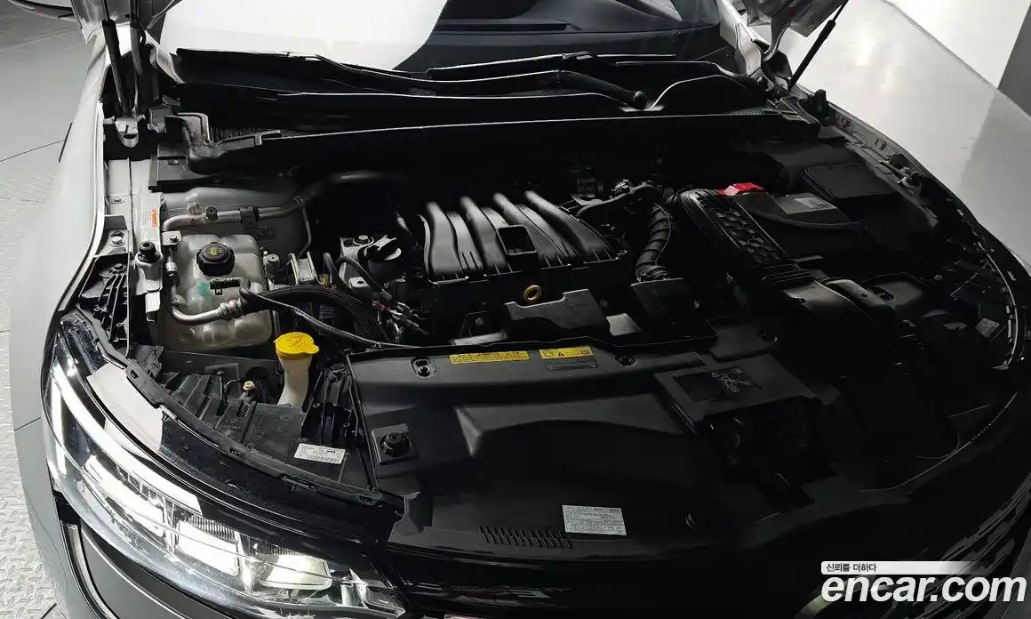 Renault SM6 2022 2.0 Автомат в Москве № 223913, фото 12