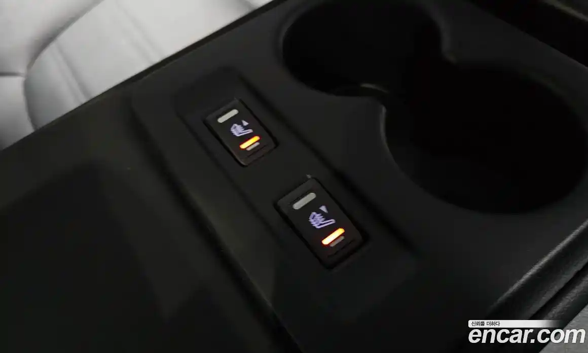 Renault SM6 2022 2.0 Автомат в Москве № 223913, фото 20