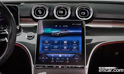 Mercedes-Benz C-Class 2023 2.0 Автомат в Москве № 225045, миниатюра 2