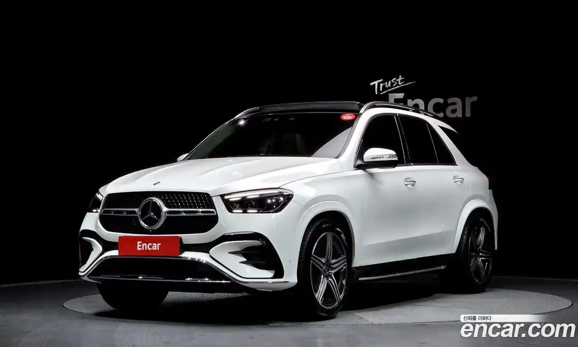 Mercedes-Benz GLE-Class 2023 3.0 Автомат в Москве № 225142, фото 7