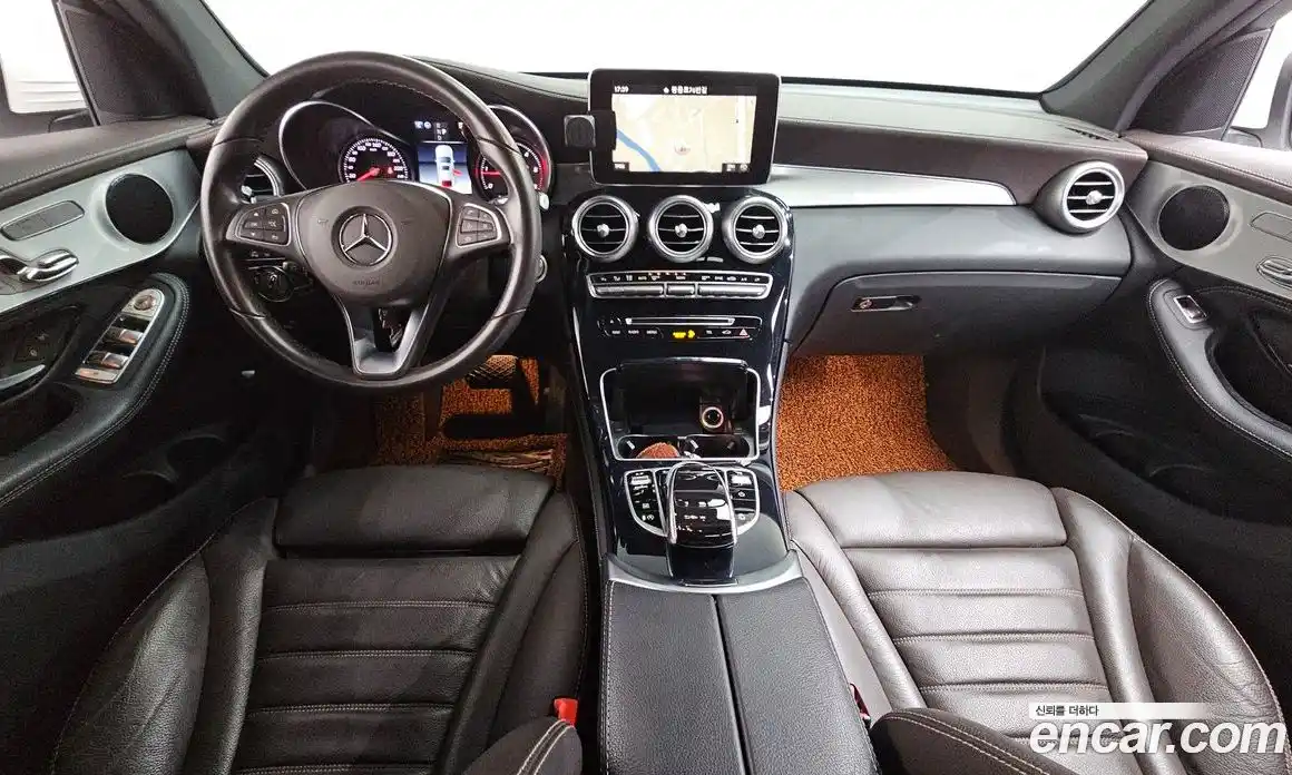 Mercedes-Benz GLC-Class 2018 2.1 Автомат в Москве № 225232, фото 19