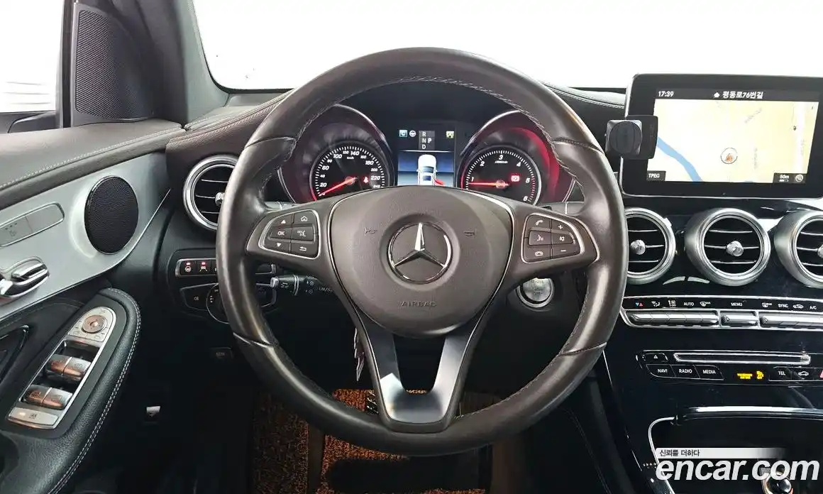 Mercedes-Benz GLC-Class 2018 2.1 Автомат в Москве № 225232, фото 9