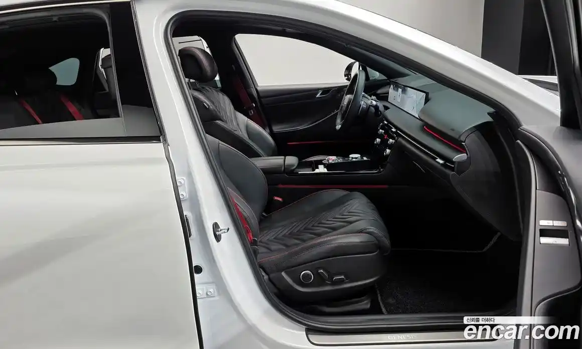 Genesis G80 2025 2.5 Автомат в Москве № 22610, фото 17