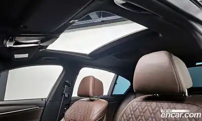 BMW 5-Series 2021 4.4 Автомат в Москве № 229007, миниатюра 2