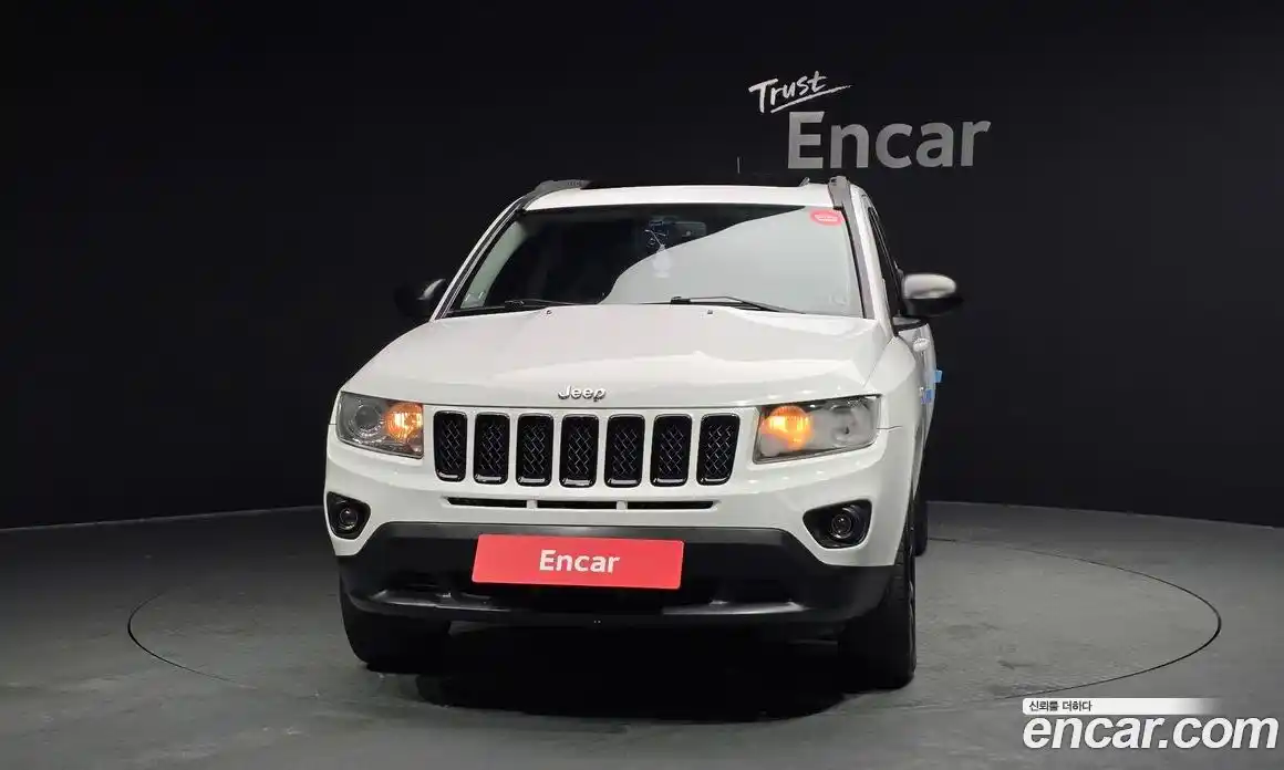 Jeep Compass 2013 2.4 Автомат в Москве № 232559, фото 8