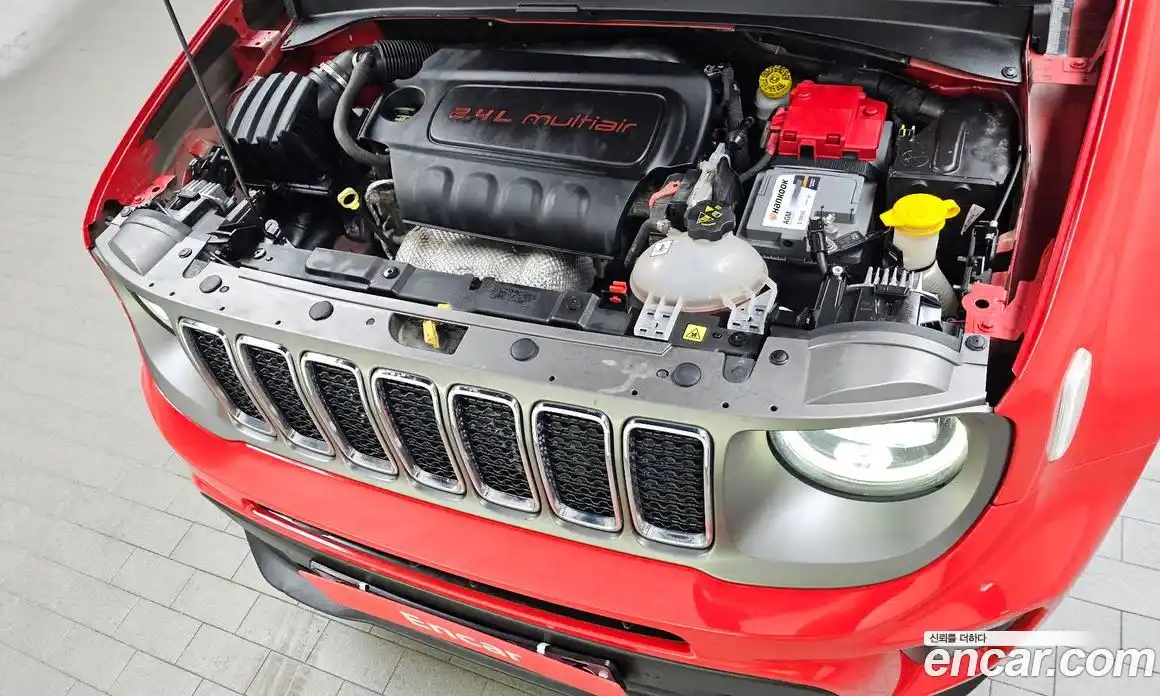 Jeep Renegade 2021 2.4 Автомат в Москве № 232701, фото 19