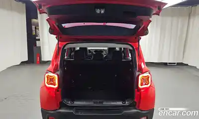 Jeep Renegade 2021 2.4 Автомат в Москве № 232701, миниатюра 10