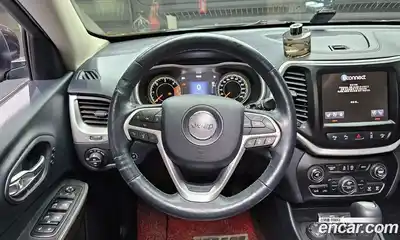 Jeep Cherokee 2015 2.0 Автомат в Москве № 232774, миниатюра 8