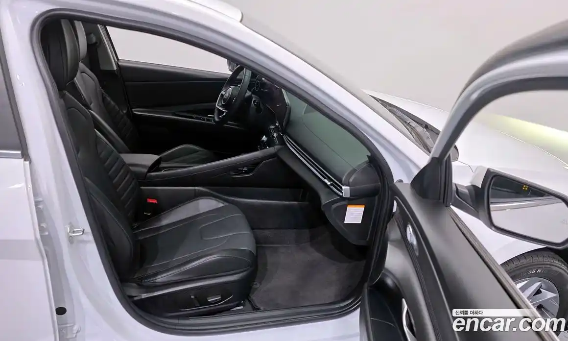 Hyundai Avante 2024 1.6 Автомат в Москве № 238994, фото 7