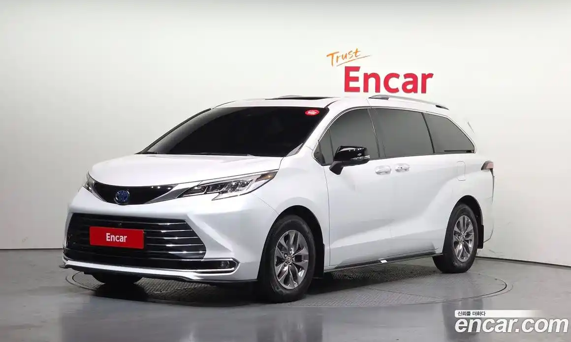 Toyota Sienna 2024 2.5 Автомат в Москве № 271198, фото 19