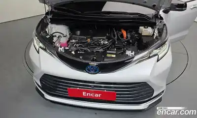 Toyota Sienna 2024 2.5 Автомат в Москве № 271198, миниатюра 7