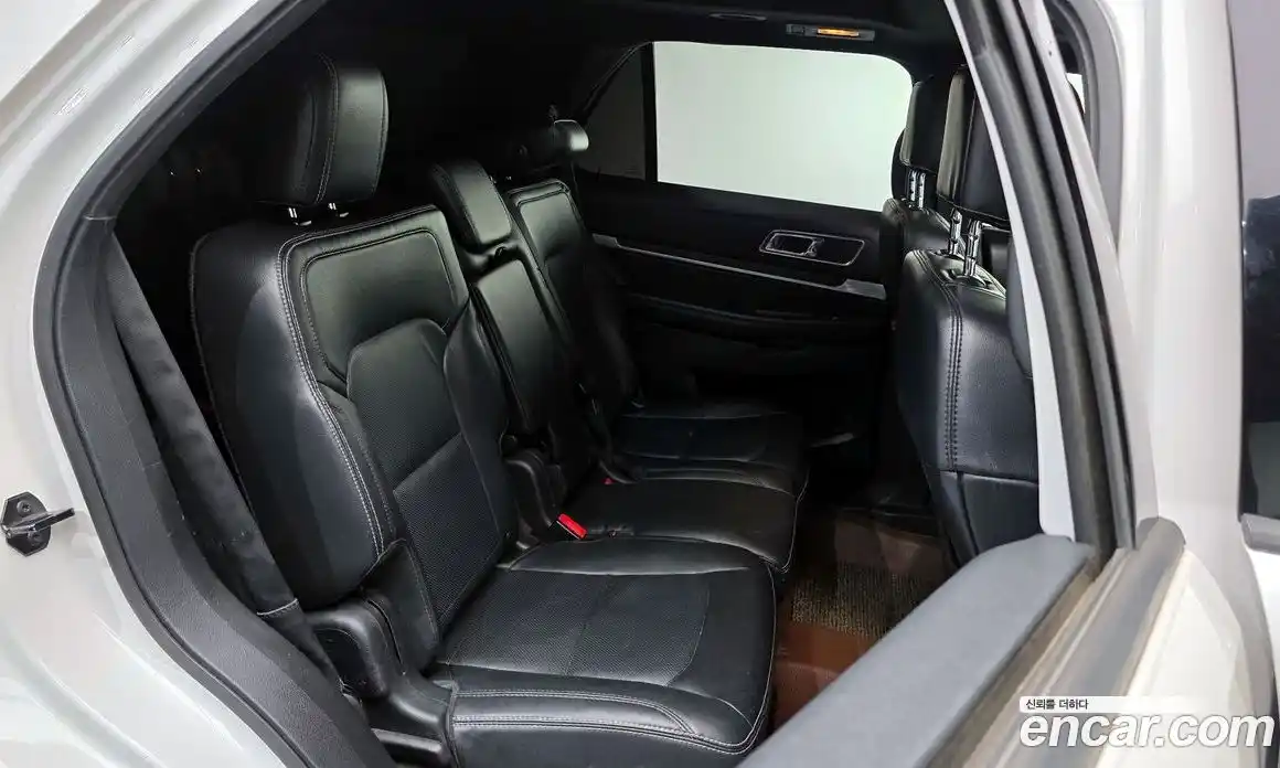 Ford Explorer 2017 2.3 Автомат в Москве № 273478, фото 12