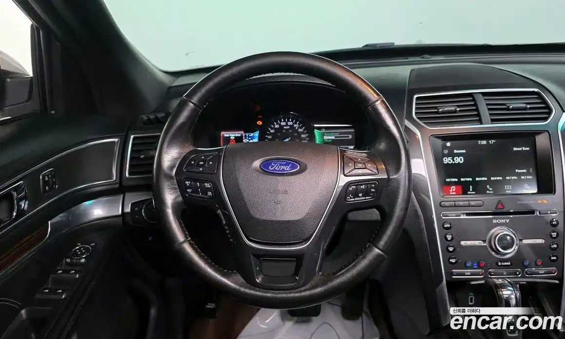 Ford Explorer 2017 2.3 Автомат в Москве № 273478, фото 17