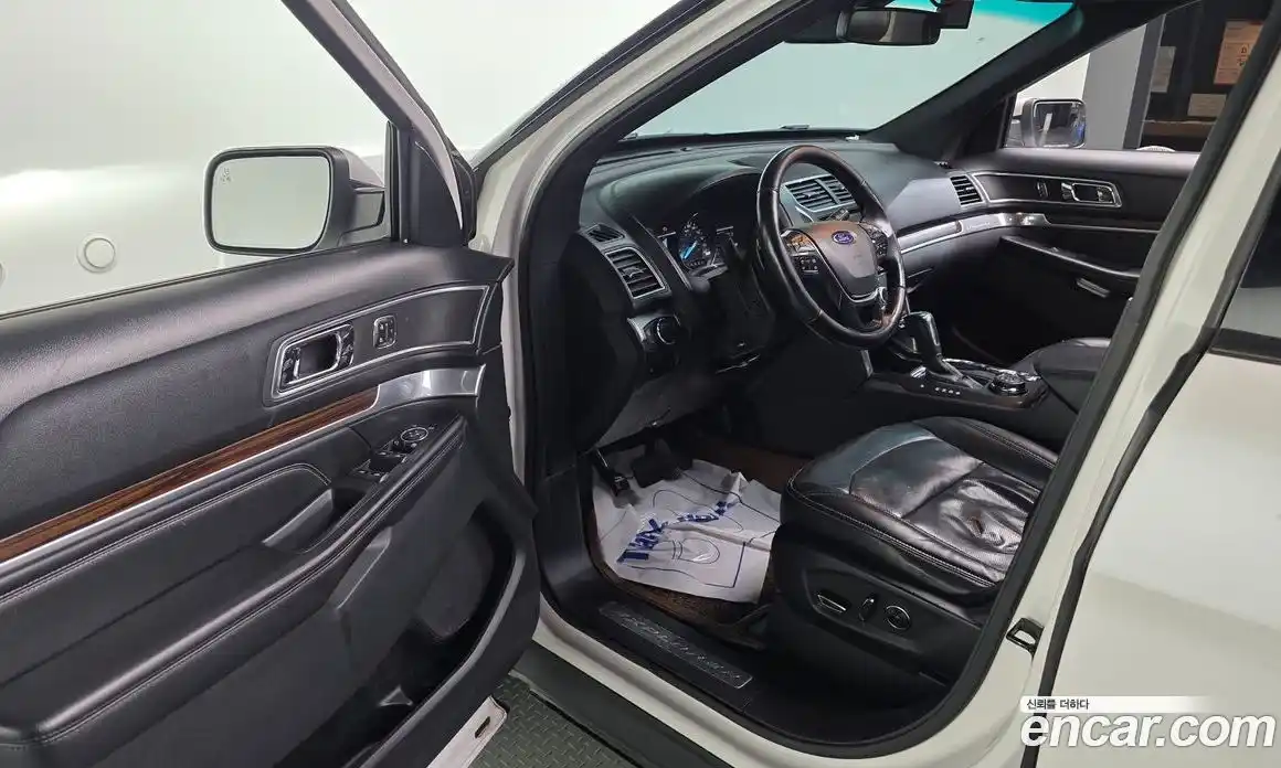 Ford Explorer 2017 2.3 Автомат в Москве № 273478, фото 20