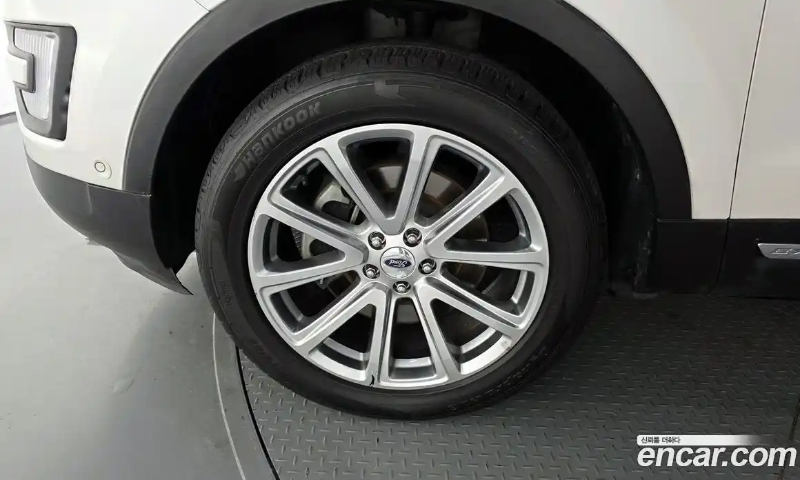 Ford Explorer 2017 2.3 Автомат в Москве № 273478, фото 3