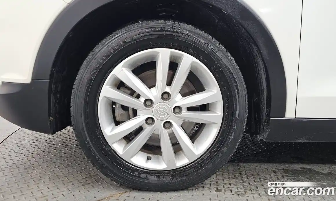 SsangYong TIBOLI 2015 1.6 Автомат в Москве № 28096, фото 15