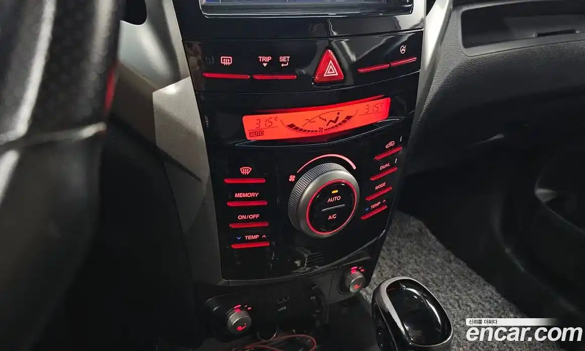 SsangYong TIBOLI 2015 1.6 Автомат в Москве № 28096, фото 18