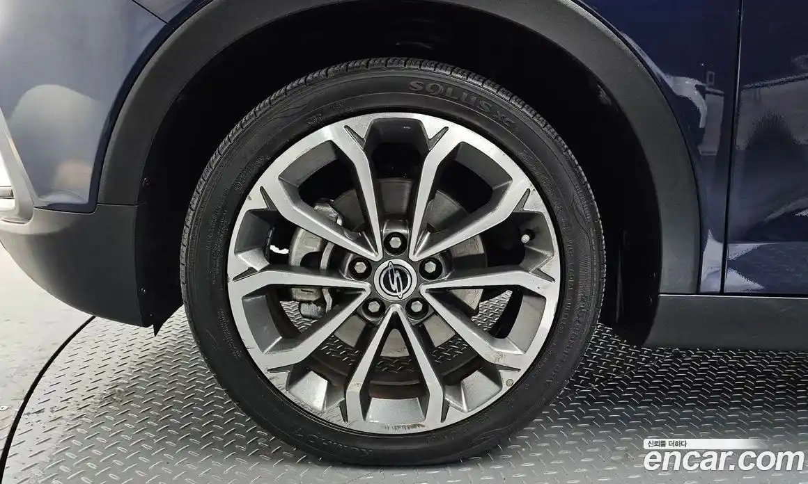 SsangYong TIBOLI 2017 1.6 Автомат в Москве № 28392, фото 4