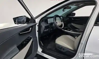 Kia EV6 2023 0.1 Автомат в Москве № 287684, миниатюра 11