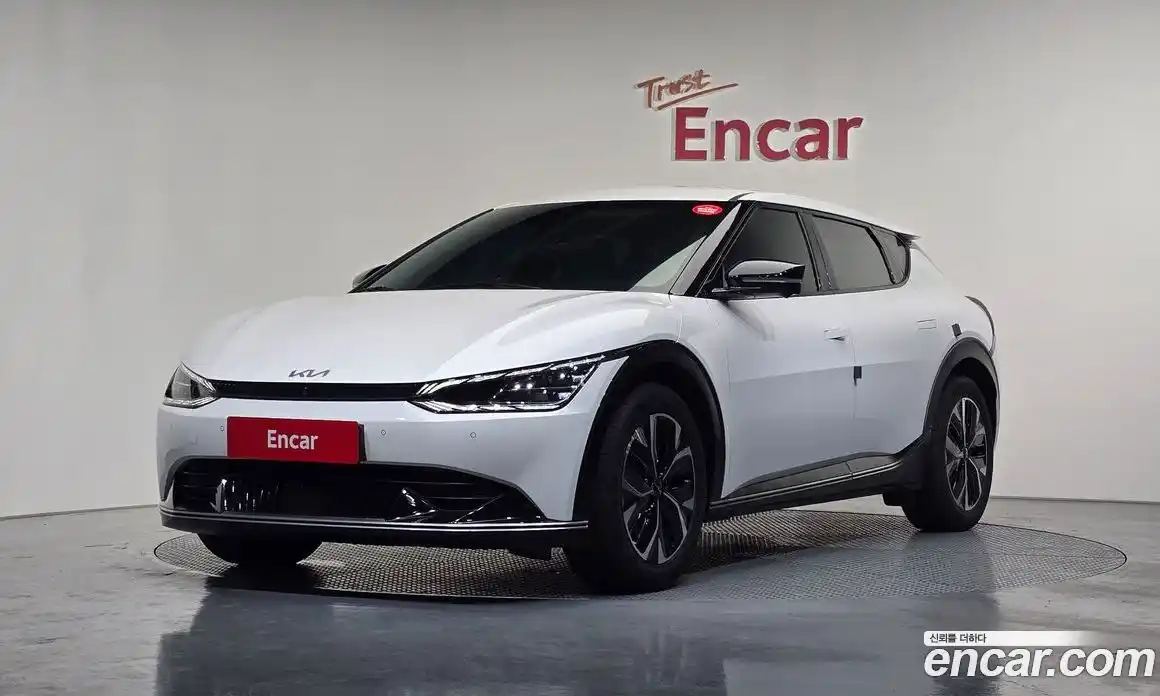 Kia EV6 2023 0.1 Автомат в Москве № 287684, фото 9