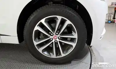 Jaguar F-Pace 2018 2.0 Автомат в Москве № 290785, миниатюра 4