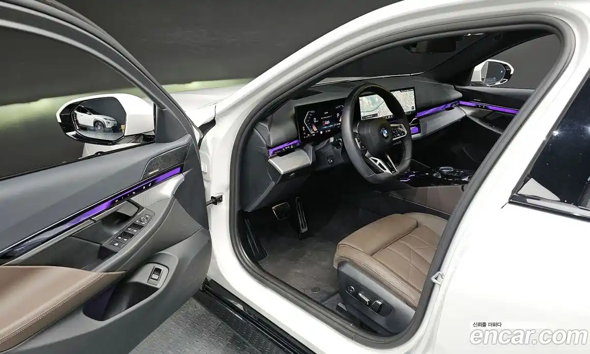 BMW 5-Series 2025 2.0 Автомат в Москве № 302424, фото 13