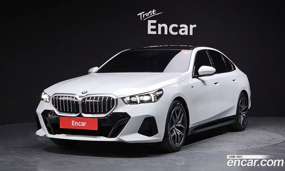 BMW 5-Series 2025 2.0 Автомат в Москве № 302424, фото 8