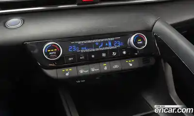 Hyundai Avante 2021 1.6 Автомат в Москве № 303338, миниатюра 7