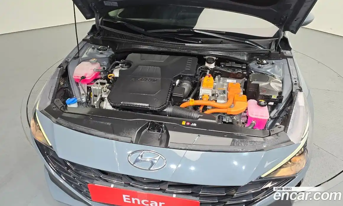 Hyundai Avante 2021 1.6 Автомат в Москве № 303338, фото 9