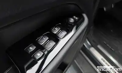 SsangYong Rexton 2024 2.2 Автомат в Москве № 309563, миниатюра 4