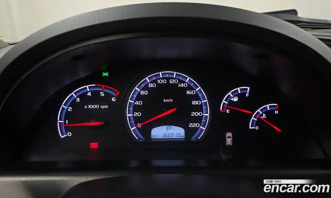 SsangYong Rexton 2015 2.0 Автомат в Москве № 31498, фото 16