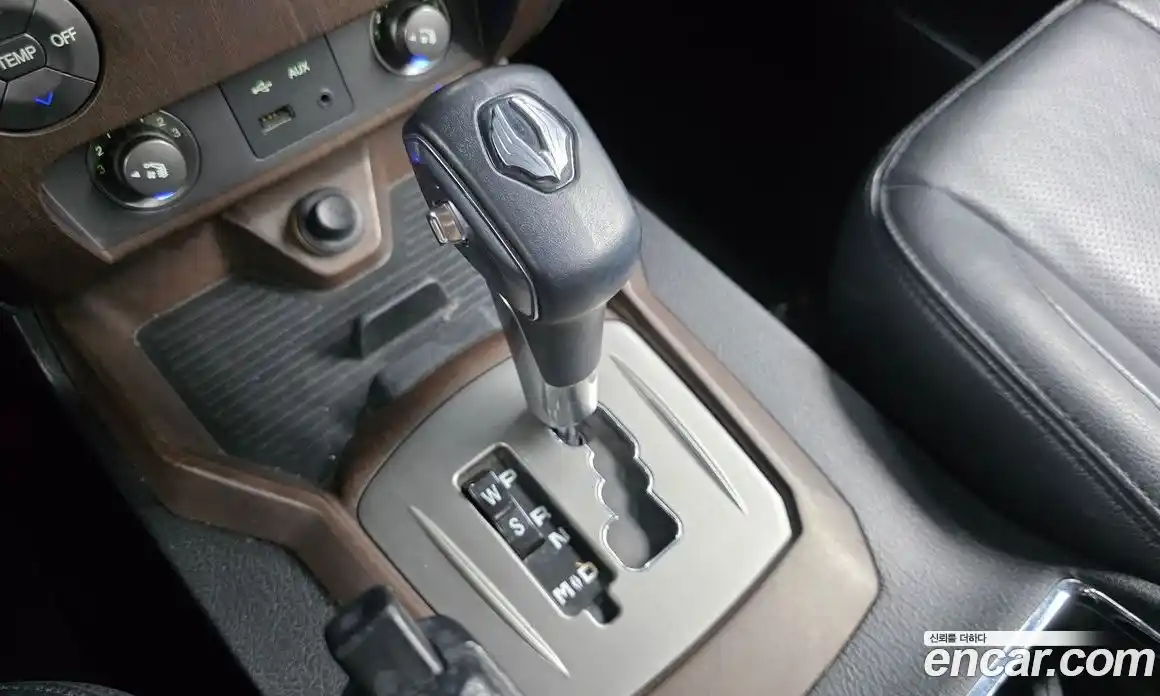 SsangYong Rexton 2015 2.0 Автомат в Москве № 31498, фото 8