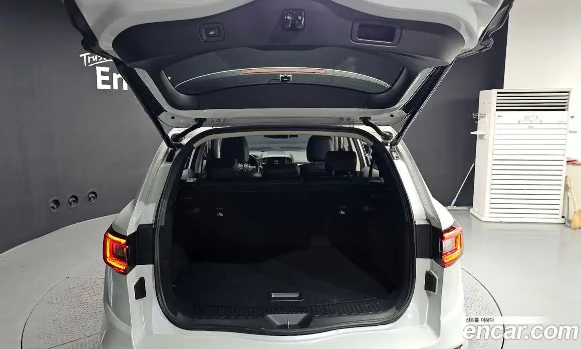 Renault QM6 2021 2.0 Автомат в Москве № 316826, фото 17