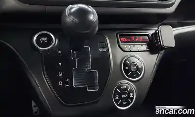 Kia Ray 2023 1.0 Автомат в Москве № 321100, миниатюра 2