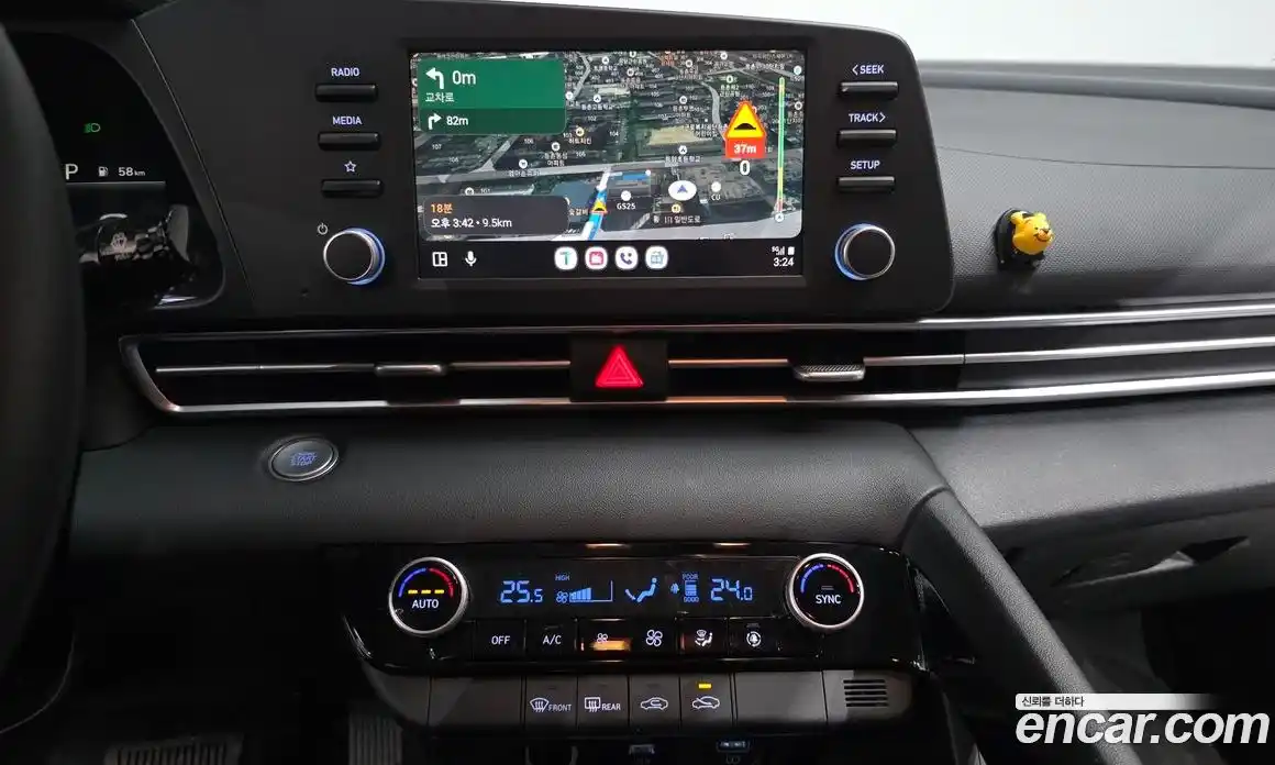 Hyundai Avante 2023 1.6 Автомат в Москве № 330896, фото 16