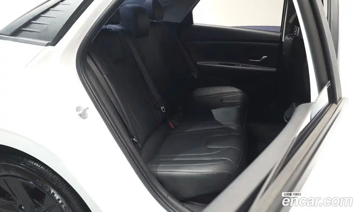 Hyundai Avante 2023 1.6 Автомат в Москве № 330896, фото 6