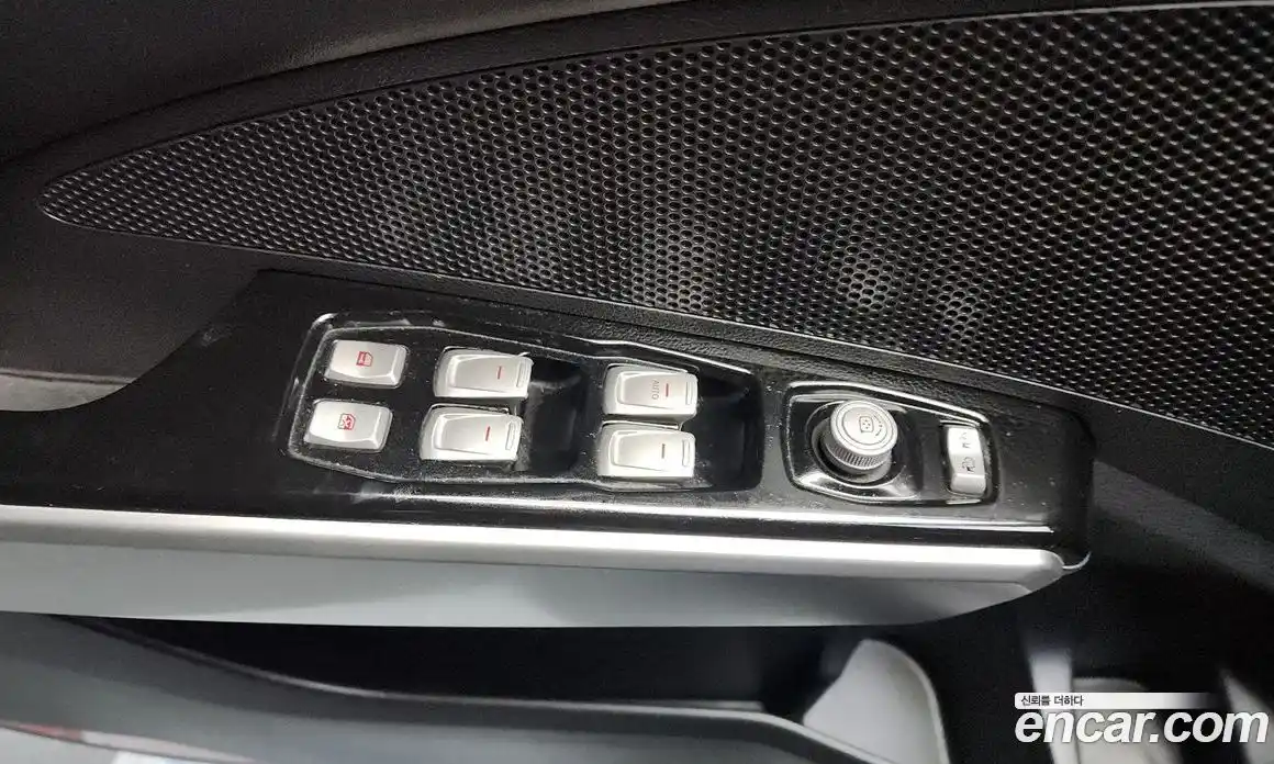 SsangYong TIBOLI 2016 1.6 Автомат в Москве № 33460, фото 11