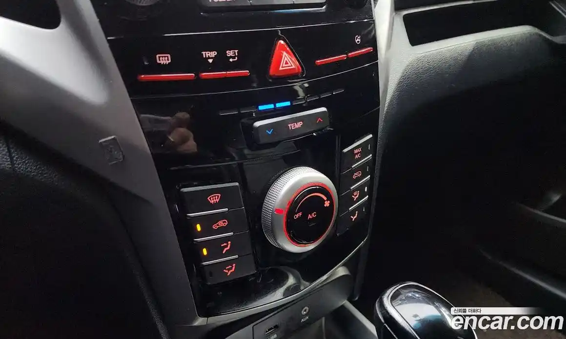 SsangYong TIBOLI 2016 1.6 Автомат в Москве № 33460, фото 16