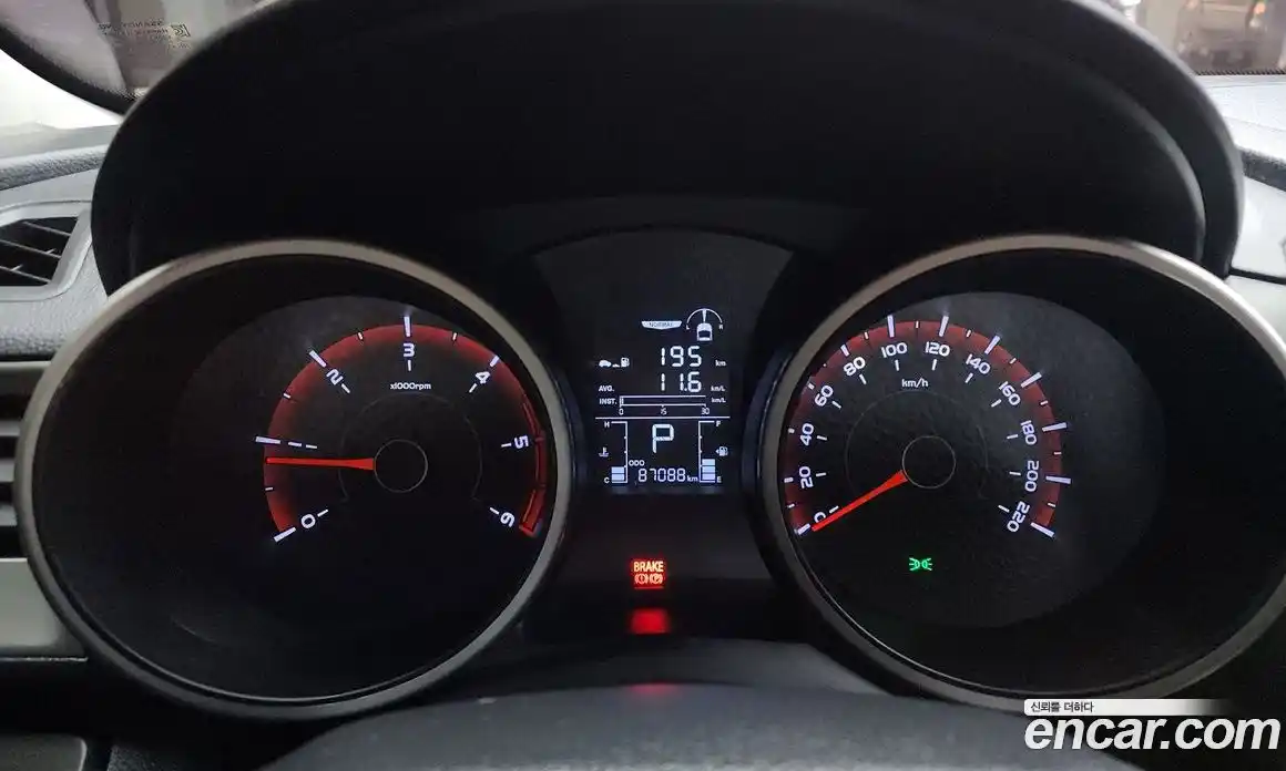 SsangYong TIBOLI 2016 1.6 Автомат в Москве № 33460, фото 9