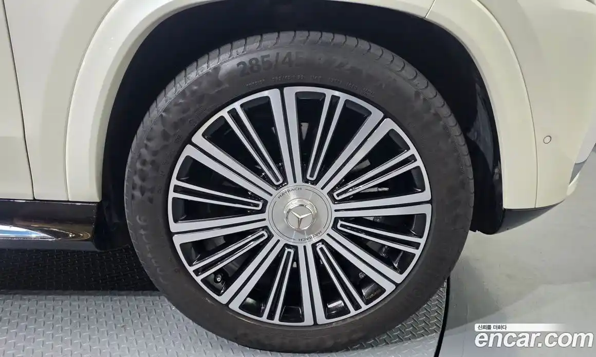 Mercedes-Benz GLS-Class 2023 4.0 Автомат в Москве № 338609, фото 13