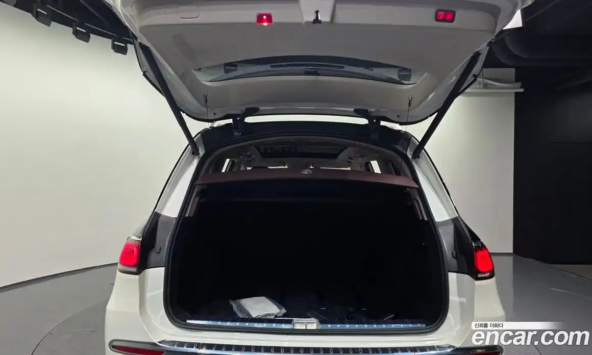 Mercedes-Benz GLS-Class 2023 4.0 Автомат в Москве № 338609, фото 16