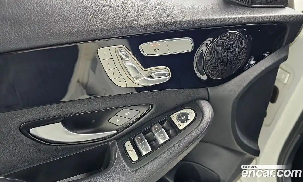 Mercedes-Benz C-Class 2016 1.6 Автомат в Москве № 342471, фото 13